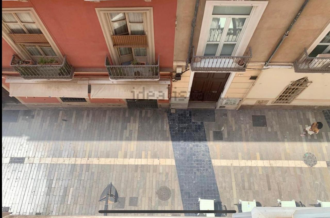 Bakari Centro Malaga Exterior photo